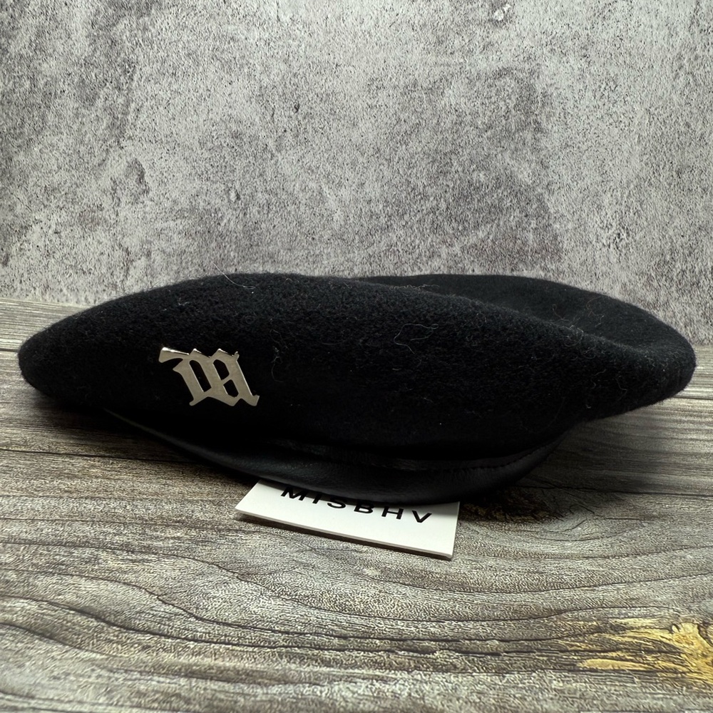 MISBHV Flat-Peak Wool Beret - Black - M Medium - 100% WOOL